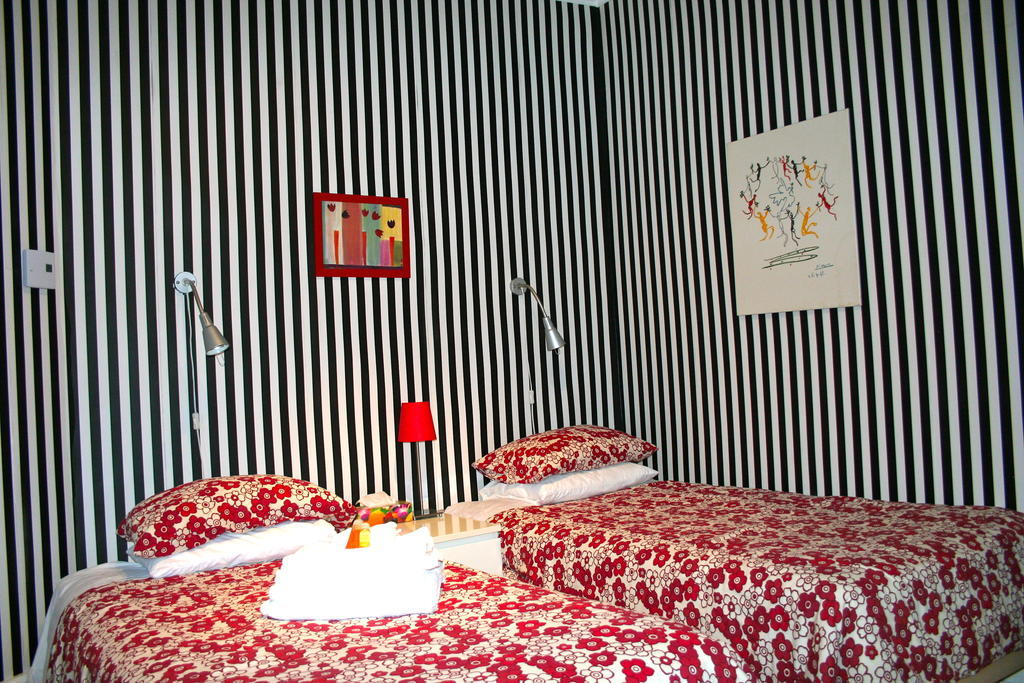 Gite University Bed And Breakfast Montréal Chambre photo